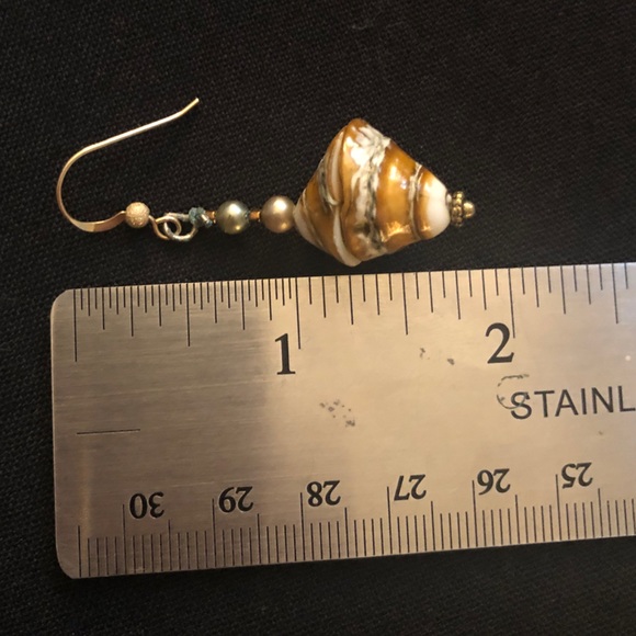 Shell earrings 14k gold dangle hooks seashell ocean beach artisan made - Picture 4 of 6
